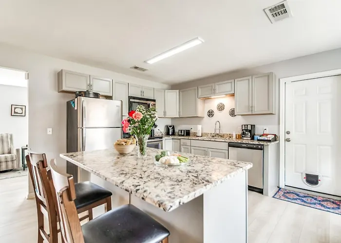 Holiday home Charming With Pool And Lanai