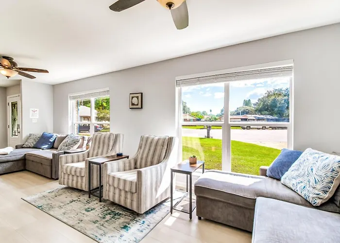 Holiday home Charming With Pool And Lanai Pensacola