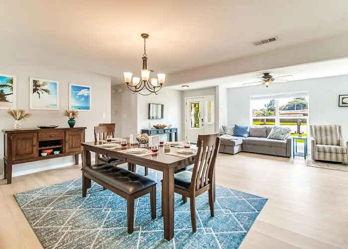 Holiday home Charming With Pool And Lanai